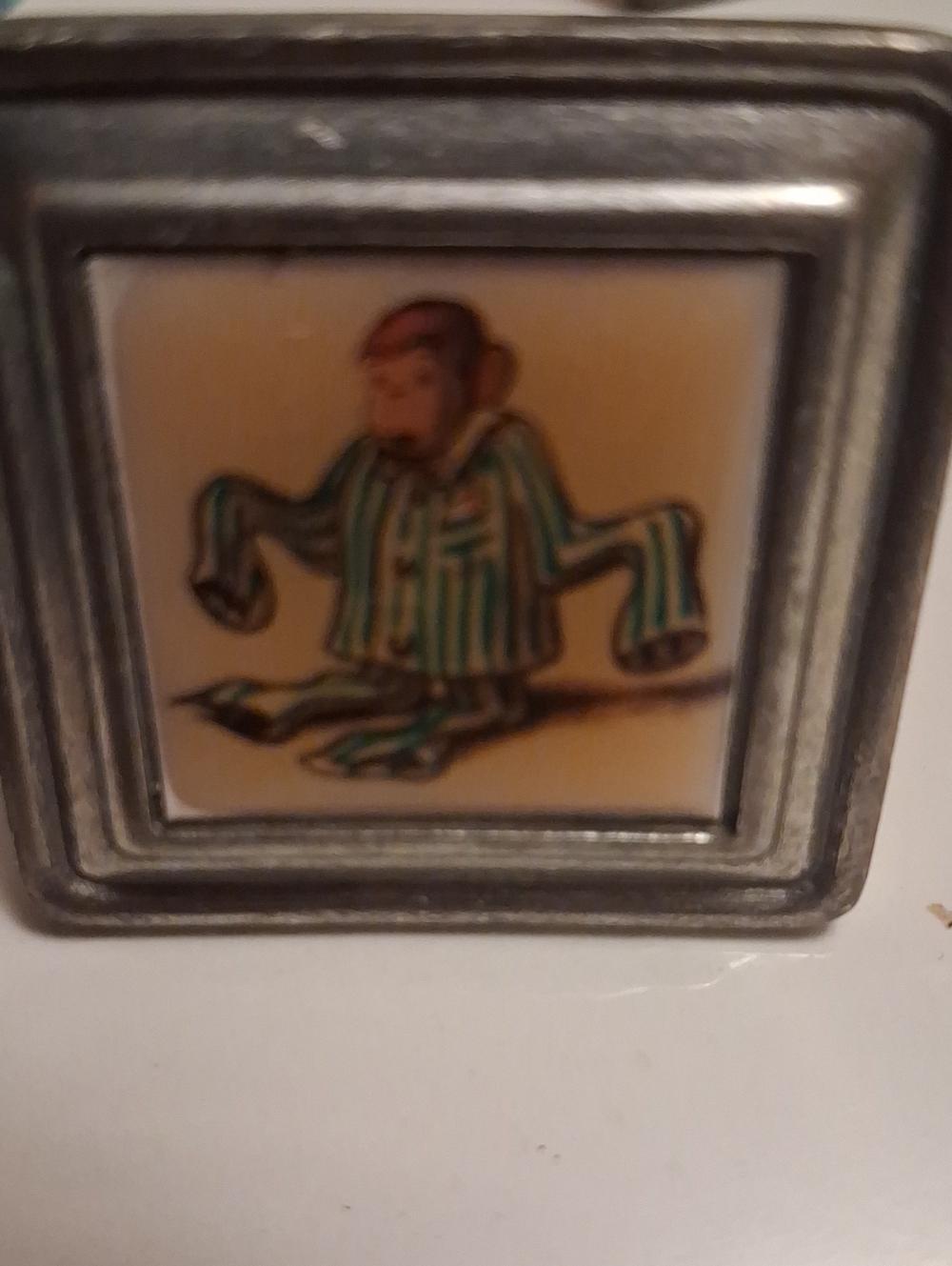 Curious GEORGE 4 Vintage Ceramic Knobs & 4 Drawer Knobs with Monkey Illustration